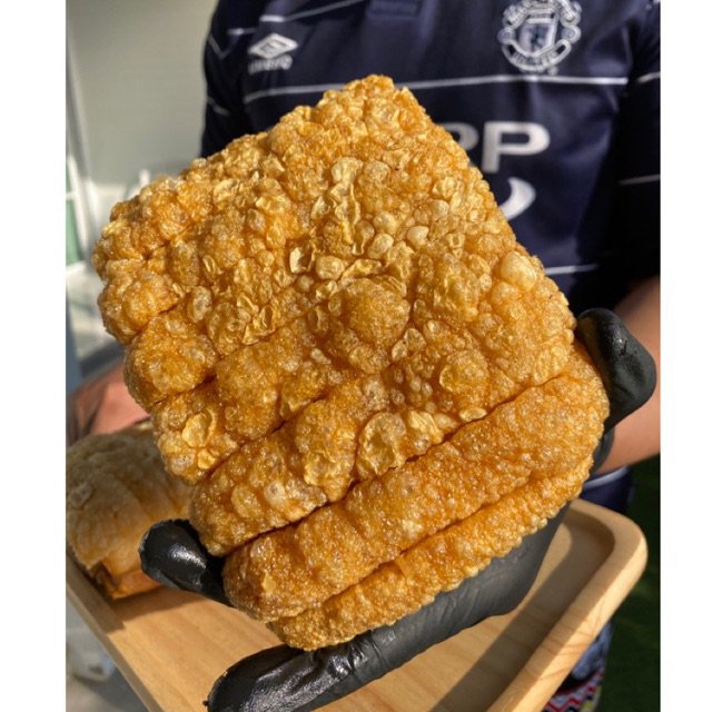 หมูกรอบ สำเร็จรูป จ่านนท์ ทำสดใหม่รอเตรียมสินค้า1-2 วัน (หมูกรอบจ่านนท์)
