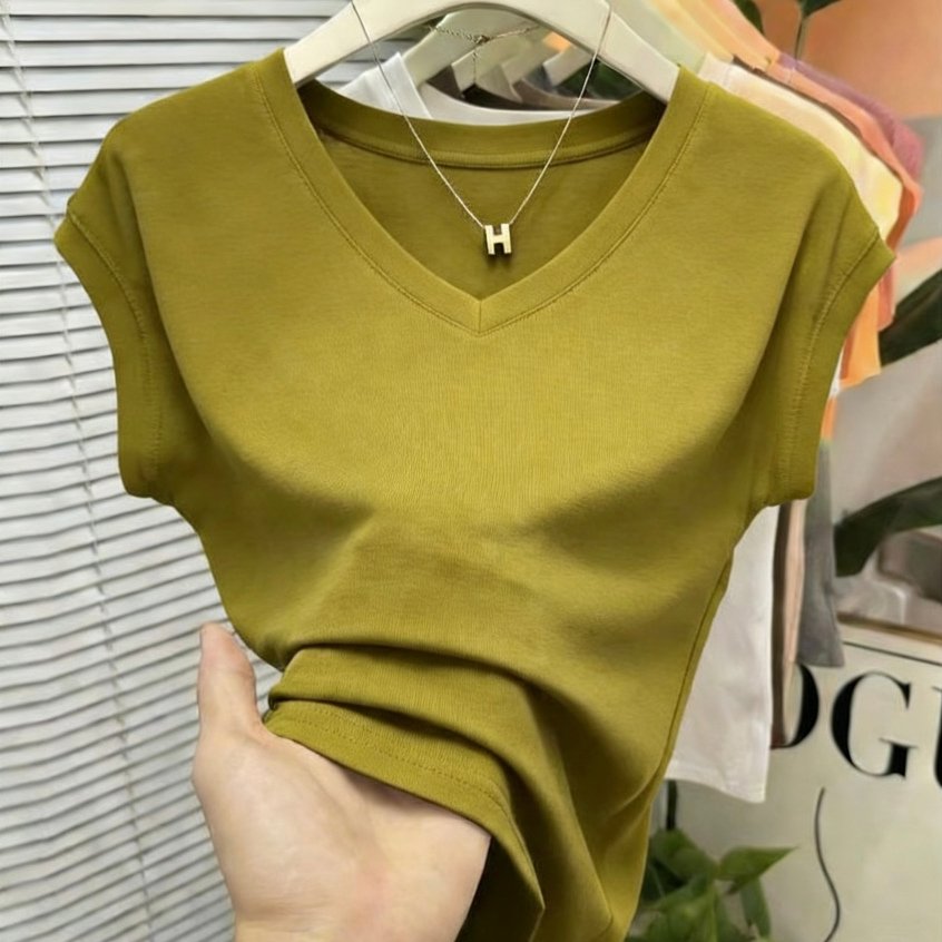 UM เสื้อยืดแขนสั้น ผ้ายูนิโคล่ นุ่มสบาย ใส่สบายตลอดวัน-V