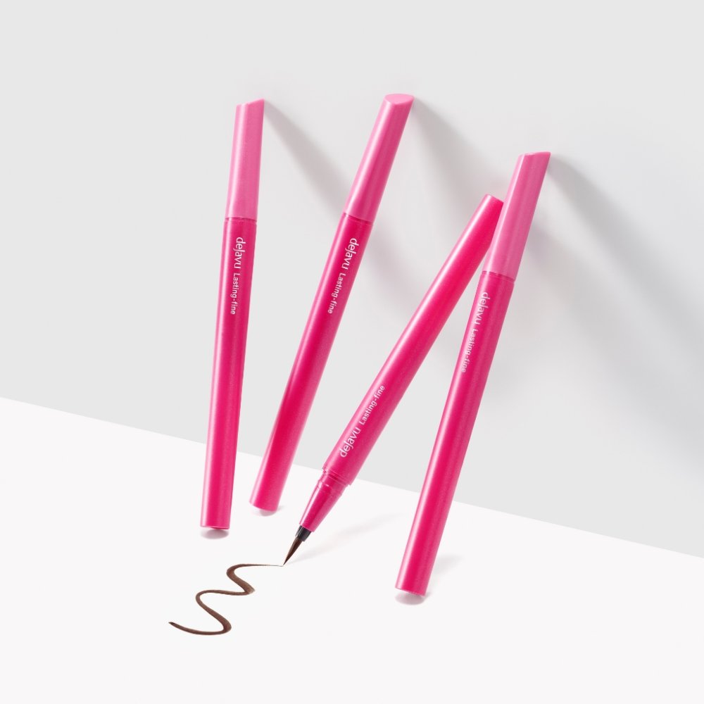 Dejavu Lasting Fine E Brush Liquid : บรัช ลิควิด (อายไลเนอร์สูตรฟิลม์ปลายพู่กัน)