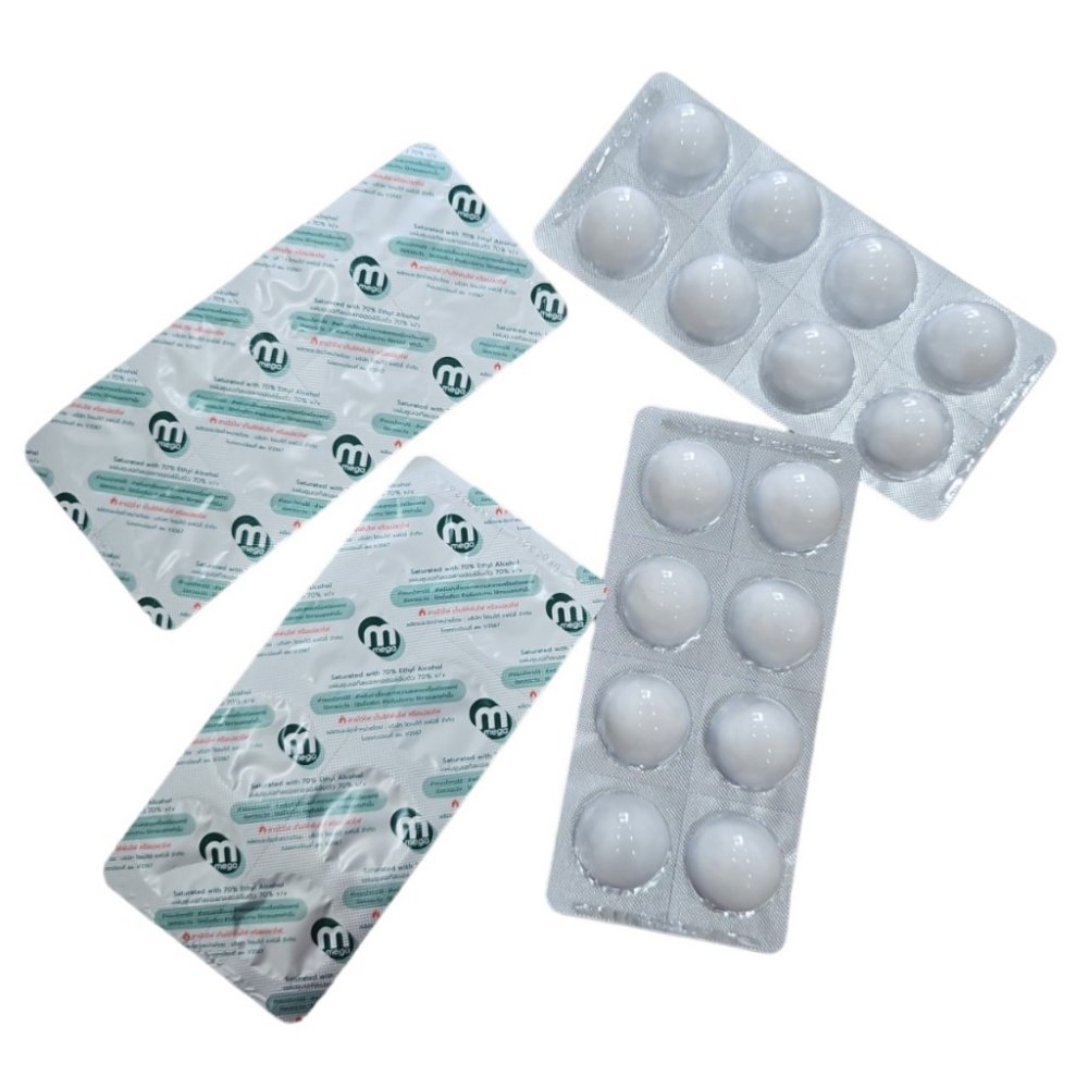 Mega สำลีก้อนชุบแอลกอฮอล์ Aocohol Cotton Ball ยี่ห้อ Mega 8ก้อน/แผง 1 แผง